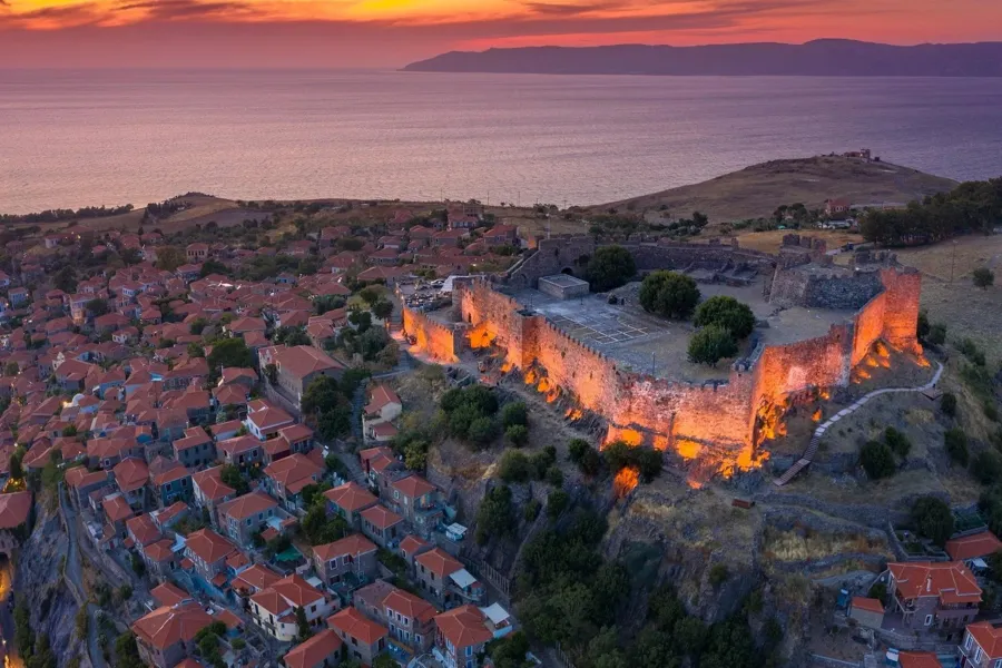 Molyvos Kalesi