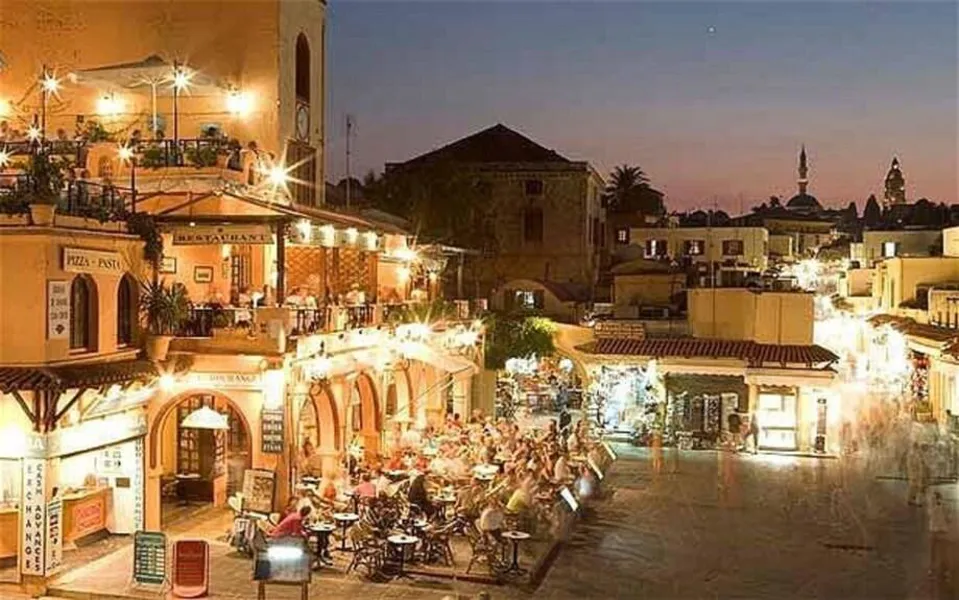Rodos Liman Tavernaları — fotoğraf 4