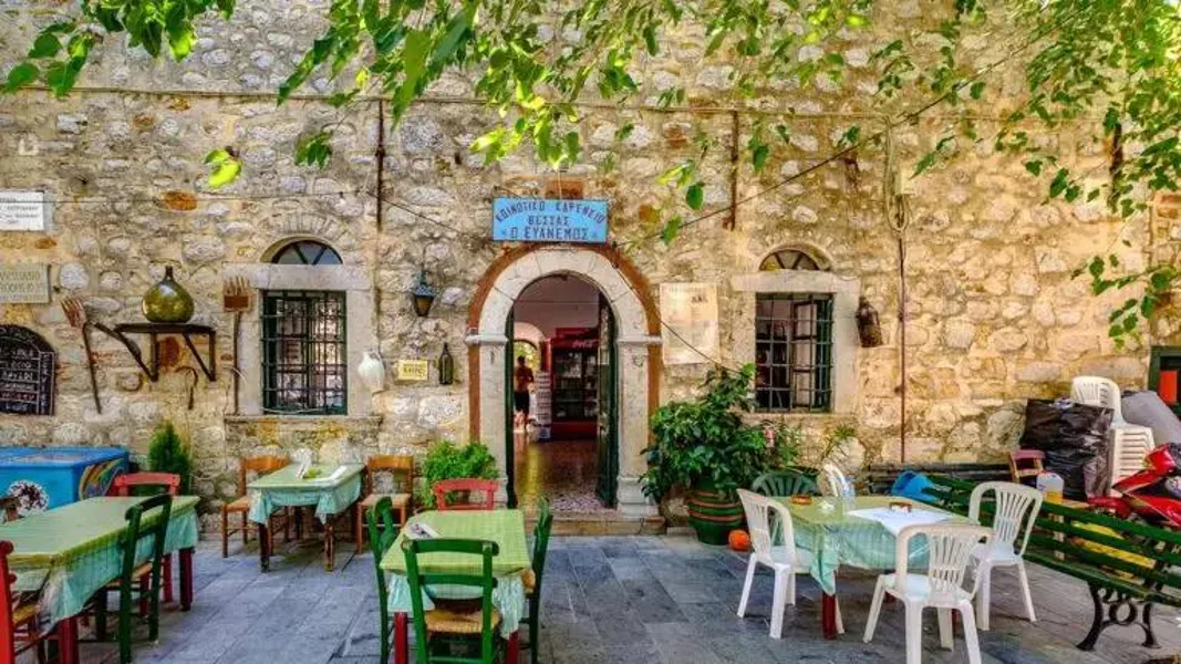 Sakız Adası Tavernaları
